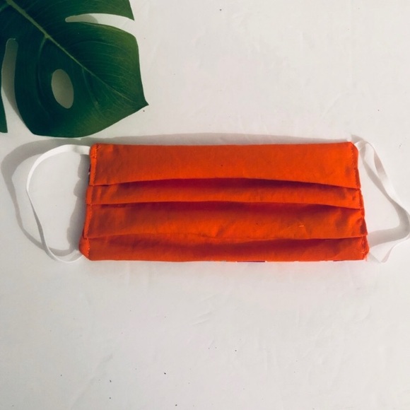 Lilly Pulitzer new Lulu Flamingo pattern face mask - Picture 6 of 8